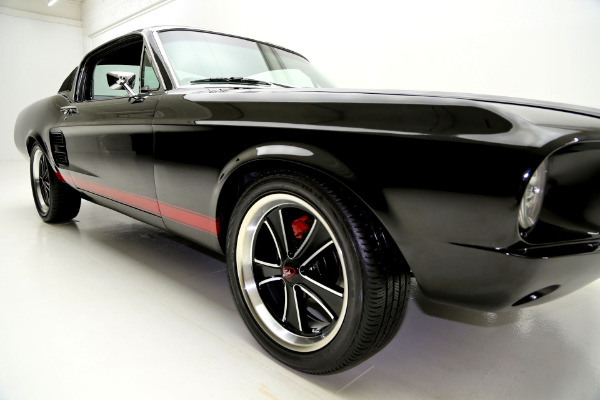 For Sale Used 1967 Ford Mustang Resto-Mod, 5-spd,A/C | American Dream Machines Des Moines IA 50309