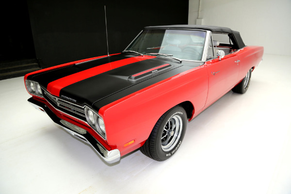 For Sale Used 1969 Plymouth Roadrunner Convertible 383 A/C | American Dream Machines Des Moines IA 50309