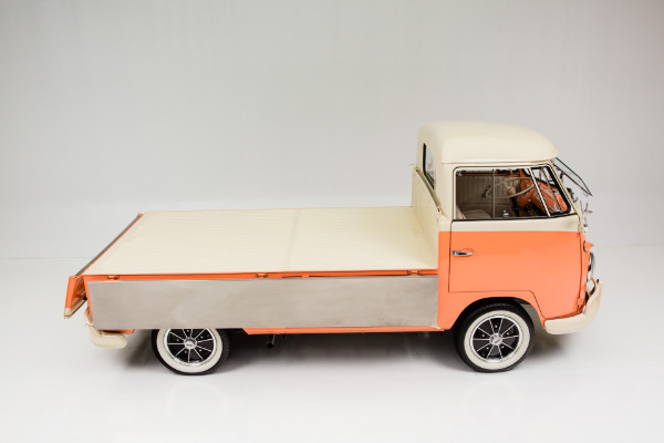 For Sale Used 1960 Volkswagen Vanagon Peaches & Cream | American Dream Machines Des Moines IA 50309