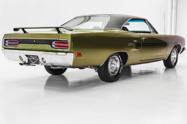 For Sale Used 1970 Plymouth GTX Real GTX 440  Air Grabber Hood | American Dream Machines Des Moines IA 50309