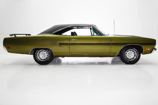 For Sale Used 1970 Plymouth GTX Real GTX 440  Air Grabber Hood | American Dream Machines Des Moines IA 50309