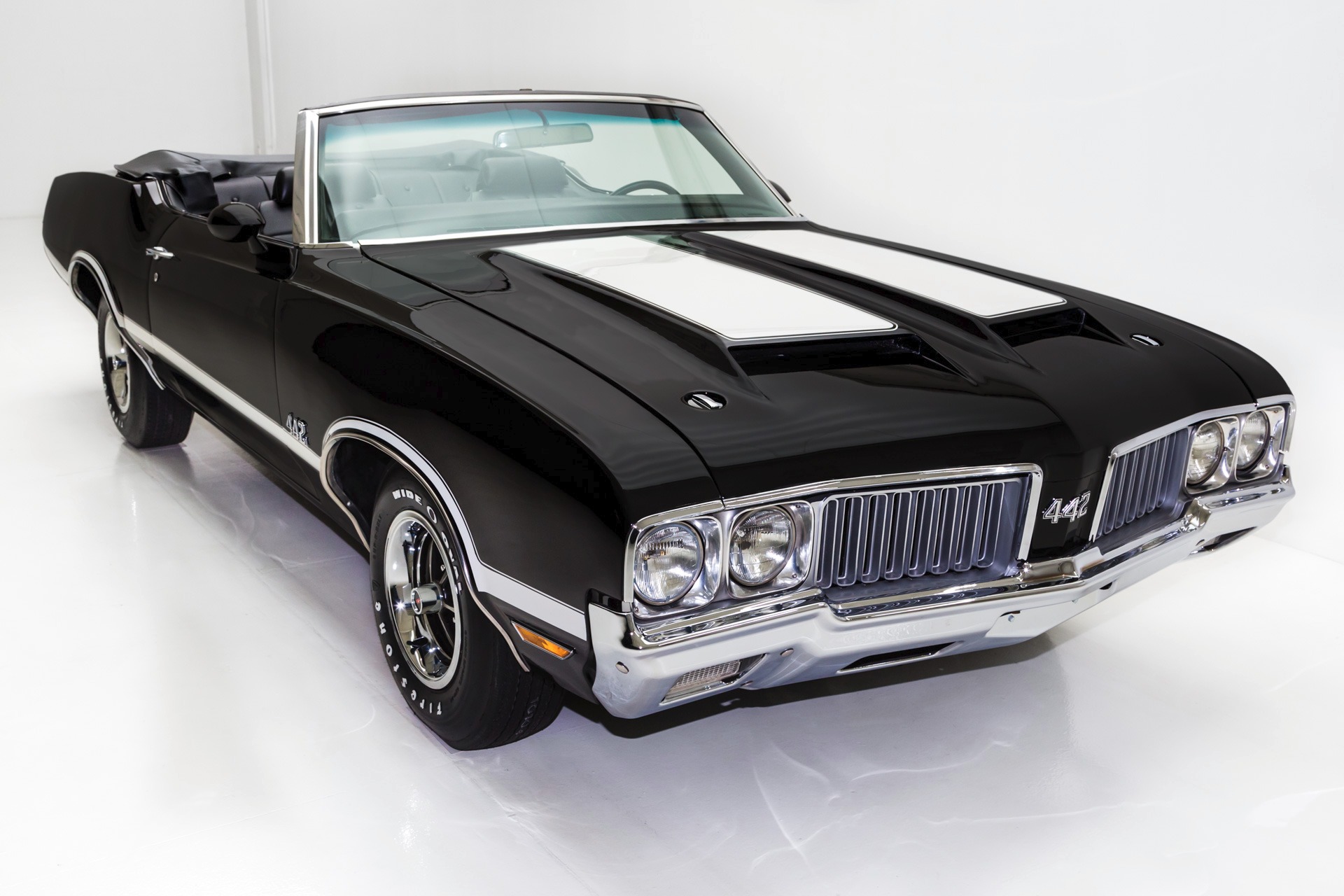 For Sale Used 1970 Oldsmobile 442 Triple Black 455 A/C Ram Air | American Dream Machines Des Moines IA 50309