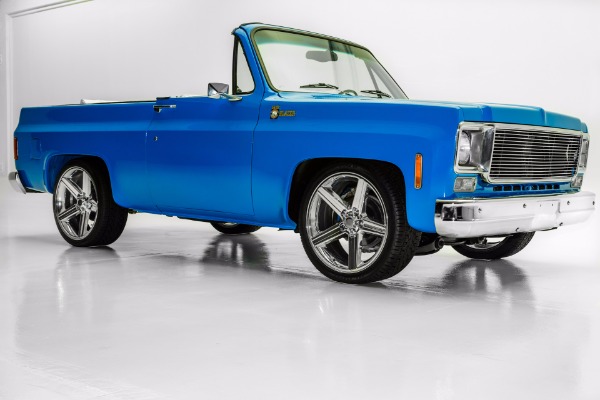 For Sale Used 1975 Chevrolet K5 Blazer Rare 2WD Frame-Off AC | American Dream Machines Des Moines IA 50309