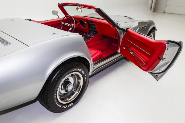 For Sale Used 1968 Chevrolet Corvette Silver 427/390 Roadster | American Dream Machines Des Moines IA 50309