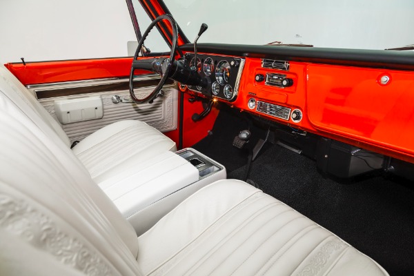 For Sale Used 1971 Chevrolet K5 Blazer 4x4 Orange Crush AC | American Dream Machines Des Moines IA 50309