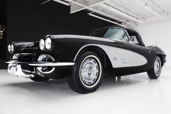 For Sale Used 1961 Chevrolet Corvette Triple Black 4-Speed A/C | American Dream Machines Des Moines IA 50309