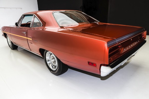 For Sale Used 1970 Plymouth Roadrunner 426 Hemi Pistol Grip | American Dream Machines Des Moines IA 50309