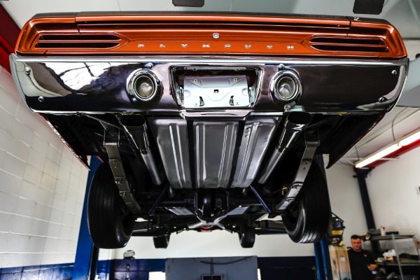For Sale Used 1970 Plymouth Roadrunner 426 Hemi Pistol Grip | American Dream Machines Des Moines IA 50309