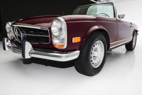 For Sale Used 1969 Mercedes 280 SL 2 Tops, Gorgeous Car | American Dream Machines Des Moines IA 50309