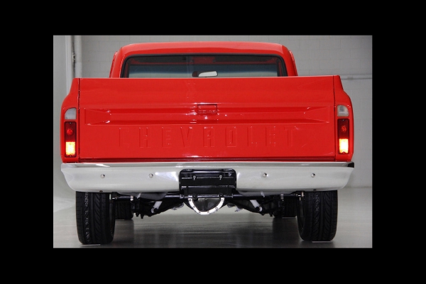 For Sale Used 1972 Chevrolet C10 Shortbox Pickup Pickup houndstooth | American Dream Machines Des Moines IA 50309