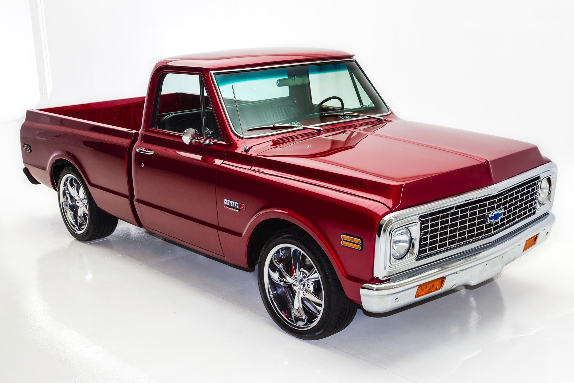 For Sale Used 1971 Chevrolet Pickup Cheyenne Frame-Off 454 A/C | American Dream Machines Des Moines IA 50309