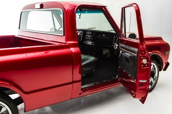 For Sale Used 1971 Chevrolet Pickup Cheyenne Frame-Off 454 A/C | American Dream Machines Des Moines IA 50309