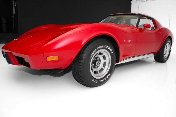 For Sale Used 1977 Chevrolet Corvette T-Tops, Red and White, 350, Automatic, Tilt Steering, Cruise Control | American Dream Machines Des Moines IA 50309