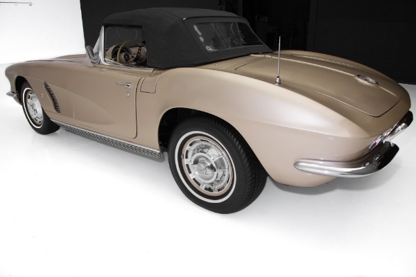 For Sale Used 1962 Chevrolet Corvette Fawn Champagne 2 Tops | American Dream Machines Des Moines IA 50309