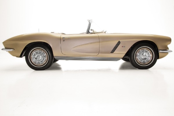 For Sale Used 1962 Chevrolet Corvette Fawn Champagne 2 Tops | American Dream Machines Des Moines IA 50309