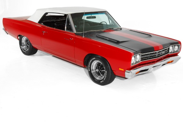 For Sale Used 1969 Plymouth Road Runner 426 Hemi Pistol Grip | American Dream Machines Des Moines IA 50309