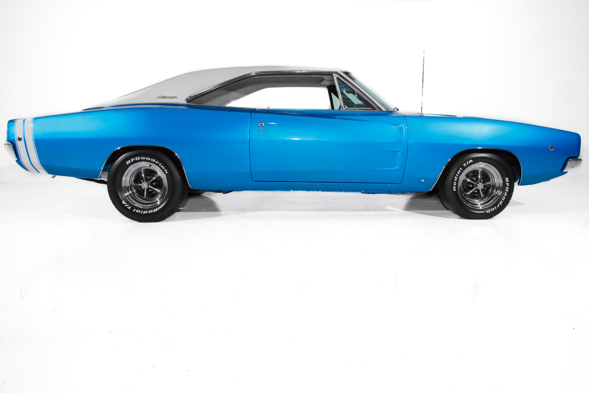 1968 Dodge Charger RT 440 4-Speed PS PB AC -