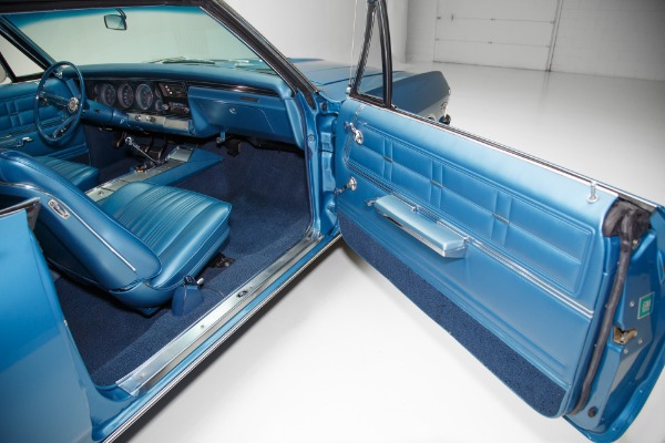 For Sale Used 1967 Chevrolet Impala RARE SS427 4-Spd, Frame-Off | American Dream Machines Des Moines IA 50309