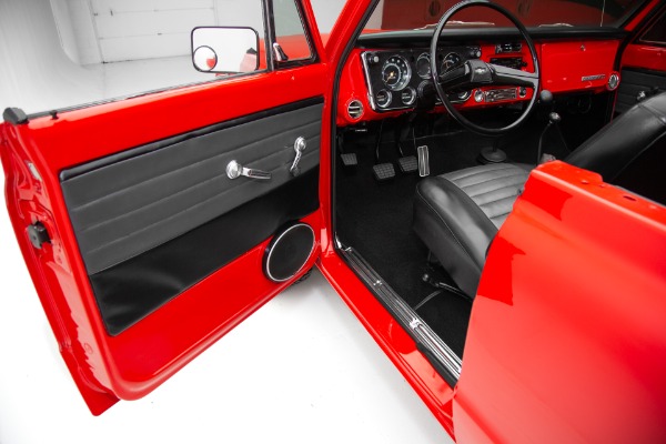 For Sale Used 1972 Chevrolet Blazer Red K5 4x4,4-Speed A/C | American Dream Machines Des Moines IA 50309