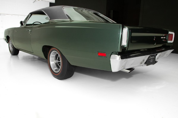 For Sale Used 1969 Plymouth Roadrunner #' Matching 383 A/C | American Dream Machines Des Moines IA 50309