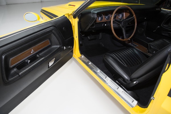 For Sale Used 1971 Dodge Challenger RT Yellow Rotisserie Car | American Dream Machines Des Moines IA 50309