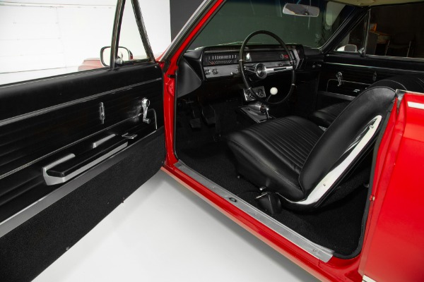 For Sale Used 1965 Oldsmobile 442 Red/Black, 455, 4-Speed | American Dream Machines Des Moines IA 50309