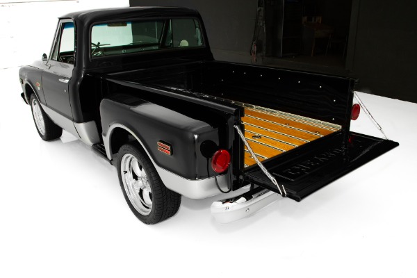 For Sale Used 1968 Chevrolet Pickup C10 Stepside Show Truck | American Dream Machines Des Moines IA 50309