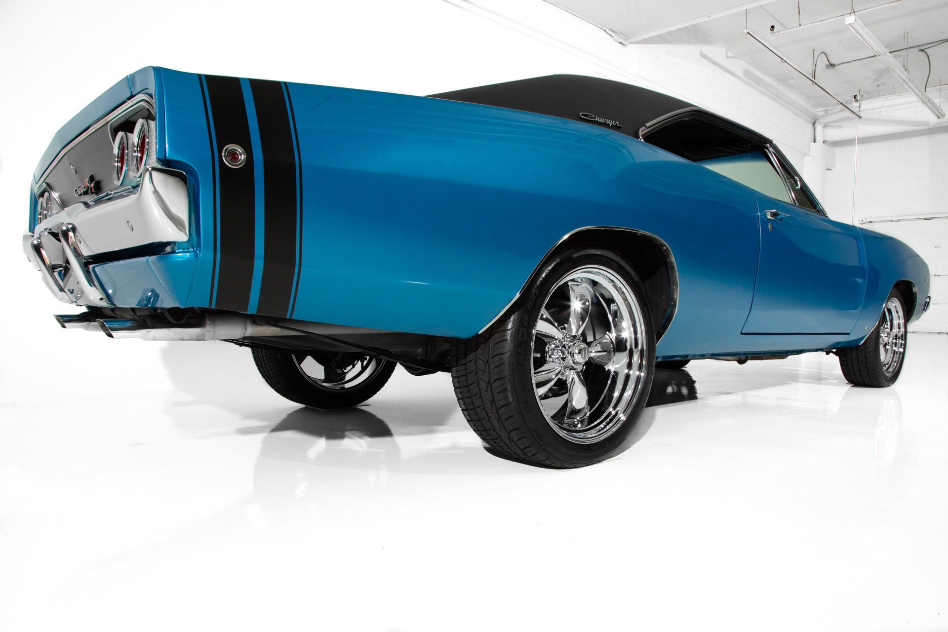 For Sale Used 1968 Dodge Charger B5 Blue  440/450, Chrome | American Dream Machines Des Moines IA 50309