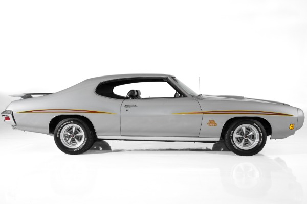 For Sale Used 1970 Pontiac GTO Judge Ram Air III 4-Speed AC PHS | American Dream Machines Des Moines IA 50309